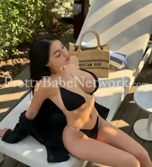 Aarti a Professional Escort Service Provider in Bangalore